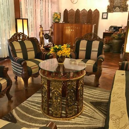 Classique Inn Yangon Exteriör bild