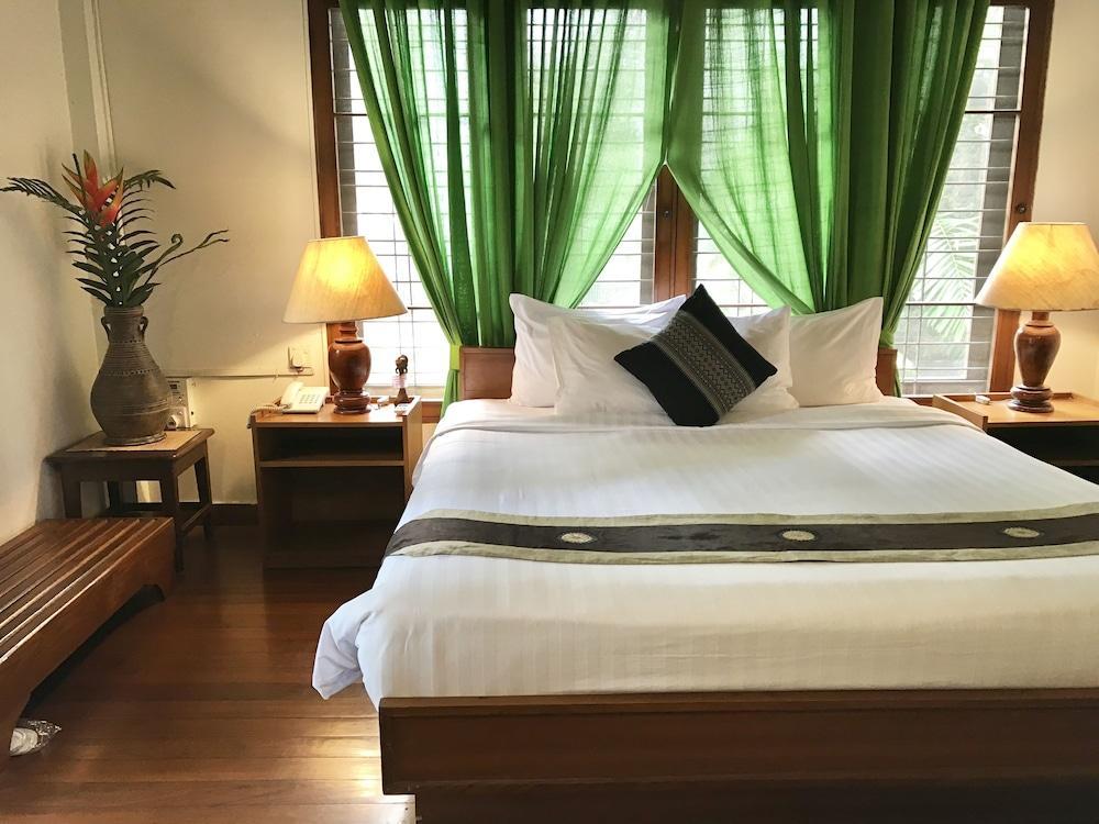 Classique Inn Yangon Exteriör bild