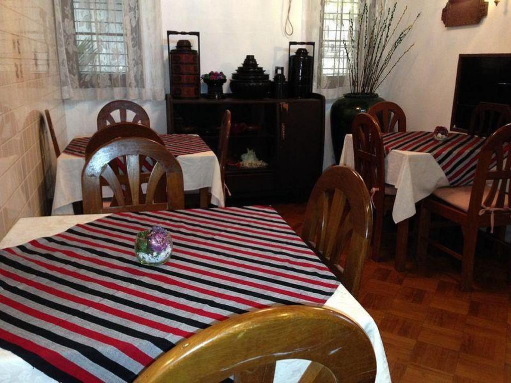 Classique Inn Yangon Exteriör bild