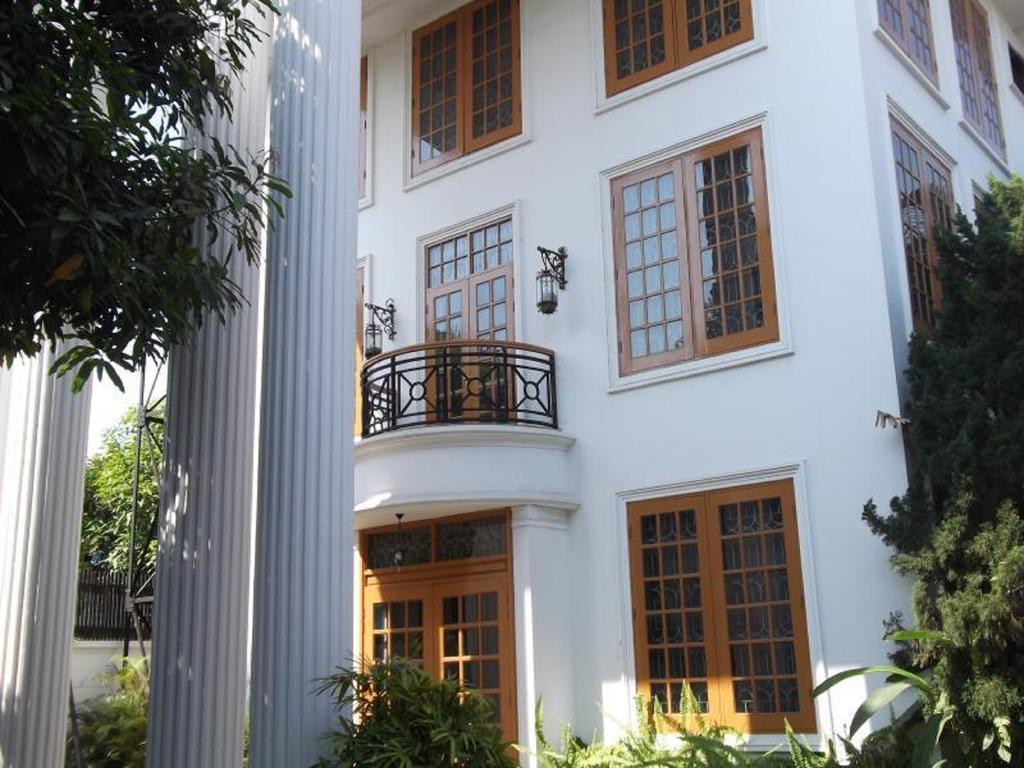 Classique Inn Yangon Exteriör bild