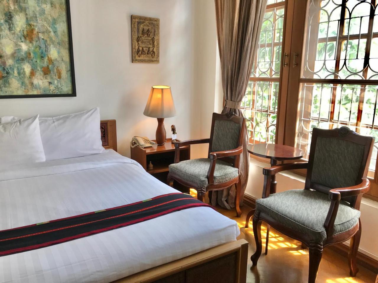 Classique Inn Yangon Exteriör bild